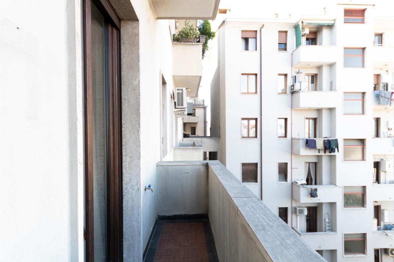 Via Torino Apartment 1 มิลาน ภายนอก รูปภาพ