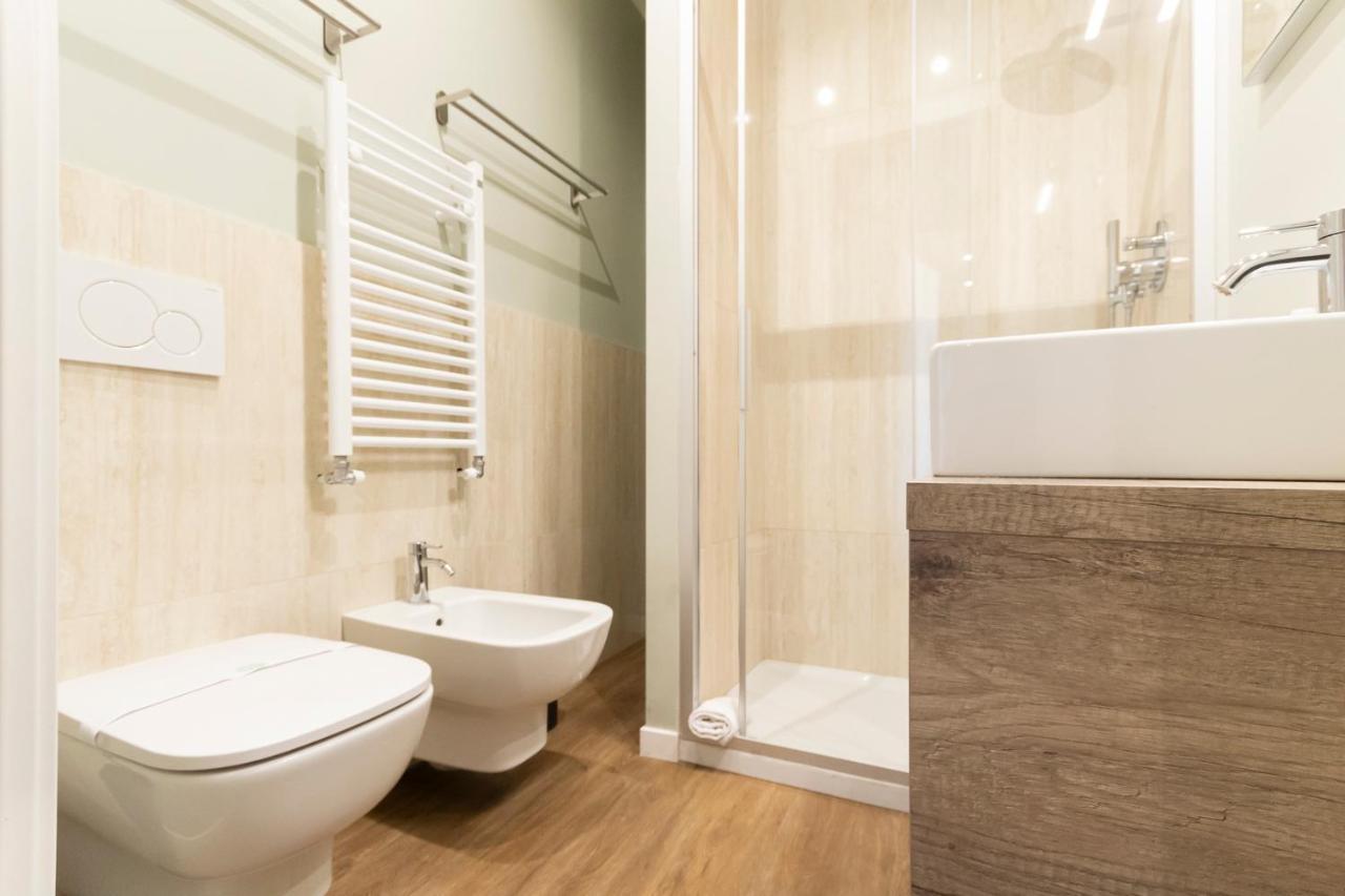 Via Torino Apartment 1 มิลาน ภายนอก รูปภาพ