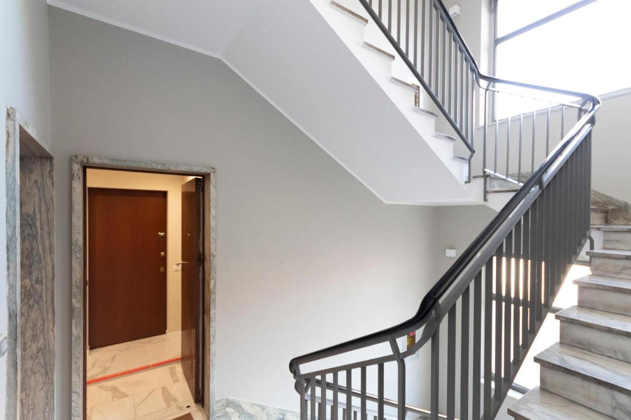 Via Torino Apartment 1 มิลาน ภายนอก รูปภาพ